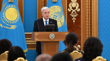 Фотография к новости: Мемлекетіміз әйелдерді қорғауға және қолдауға баса мән береді – Тоқаев