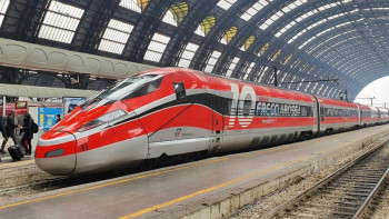 Фотография к новости: "Теміржол бойында бомба бар": Пойыздар тоқтатылды