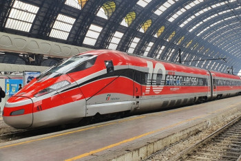 Фотография к новости: "Теміржол бойында бомба бар": Пойыздар тоқтатылды