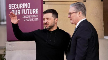 Фотография к новости: Украина Ұлыбританияда бұғатталған Ресей активтерінен қаржы ала бастады