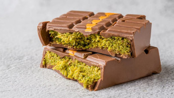 Фотография к новости: Дәмі тәтті, заңы қатты: Дубай шоколадының 13 мың данасы тәркіленді