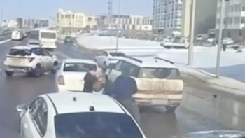 Фотография к новости: Астанада жүргізушілер жолға таласып, төбелес шығарды