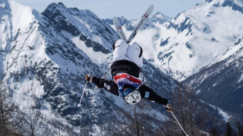 Фотография к новости: Фристайл-могул: Қазақстандық спортшы Әлем кубогінде үздік ондыққа енді