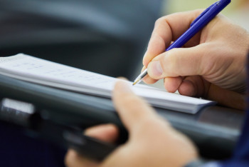 Фотография к новости: Мәжіліс Жоғары аудиторлық палатаның мүшесін тағайындады