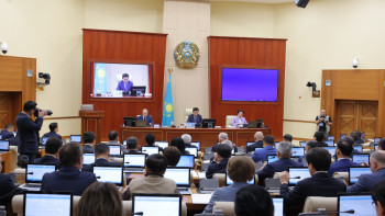 Фотография к новости: Әлеуметтік төлем, сыйақы: Қошанов халықтың қандай проблемасы шешілгенін атады