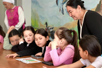 Фотография к новости: Аралда "Табиғатқа ұқыпты қарау" экологиялық сағаты өтті