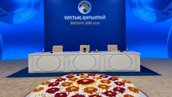 Фотография к новости: Бейәдеп сөз, ебедейсіз ойын: Құрылтайда қазақтың тойын бақылау ұсынылды