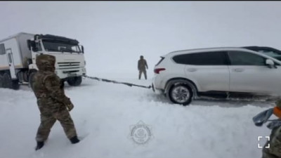 Қостанайда қарлы тосқауылдан 15 адам құтқарылды