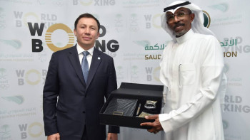 Фотография к новости: Геннадий Головкин Сауд Арабиясының Бокс федерациясымен кездесті