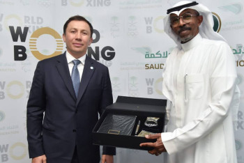 Фотография к новости: Геннадий Головкин Сауд Арабиясының Бокс федерациясымен кездесті