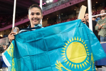 Фотография к новости: "Дұғада болыңыздар". Назым Қызайбай жанкүйерлерінен қолдау күтеді