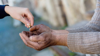 Фотография к новости: Пітір садақасын кімге берсе қабыл болады?