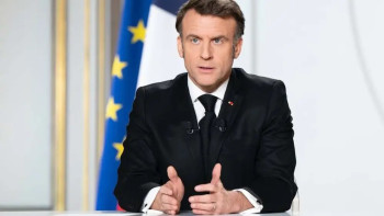 Фотография к новости: "Украинаға әскер жіберуге дайыбыз". Макрон Ресейден нақты жауап беруді талап етті