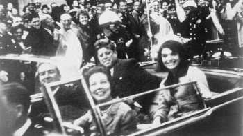 Фотография к новости: "Өте қызық болғалы тұр...": Трамп Кеннедидің өліміне қатысты құпия құжаттарды жария етеді