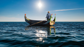 Фотография к новости: "Өлгім келмеді": 95 күн бойы теңізде болған балықшы тірі қалды