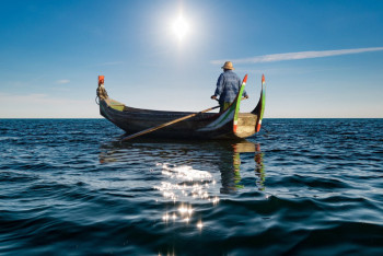 Фотография к новости: "Өлгім келмеді": 95 күн бойы теңізде болған балықшы тірі қалды