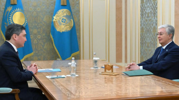 Фотография к новости: Мемлекет басшысы Олжас Бектеновті қабылдады
