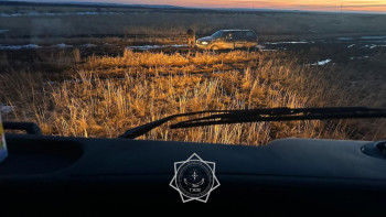 Фотография к новости: Қарағандыда екі адам балшықтан шығарылды