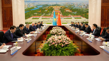 Фотография к новости: Роман Скляр Қазақстан-Қытай Ынтымақтастық комитетінің отырысына қатысты