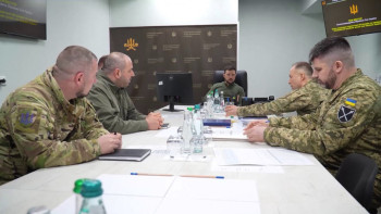 Фотография к новости: Зеленский Харьковте әскери кеңес өткізді