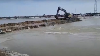 Фотография к новости: Үш облыста тас жолдарды су шайып кетті