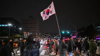 Фотография к новости: Сот Оңтүстік Корея премьер-министріне импичмент жариялаудан бас тартты
