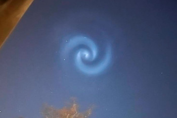 Еуропа тұрғындары аспанда құпия денені суретке түсіріп алды