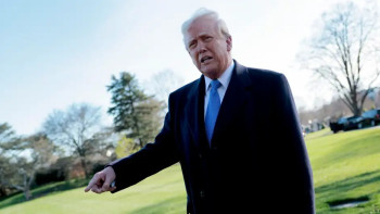 Фотография к новости: Трамп импорттық көліктерге 25% баж салығын енгізді