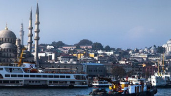 Фотография к новости: Ыстамбұлдағы наразылық шеруі туристерге тосқауыл болды ма