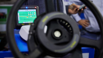 Фотография к новости: Қытай фабриканы технологияға алмастырып жатыр