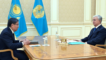 Фотография к новости: Қасым-Жомарт Тоқаев Алматы қаласының әкімін қабылдады