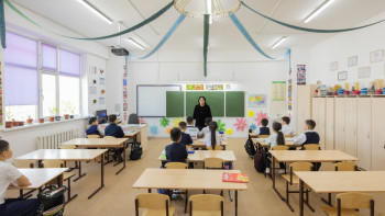 Фотография к новости: Мұғалімдер мен оқушыларға қатысты салада қандай өзгеріс болды