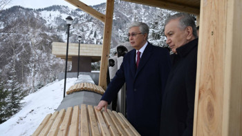 Фотография к новости: Тоқаев пен Мирзиёев Алматы тау шаңғысы кластерімен танысты