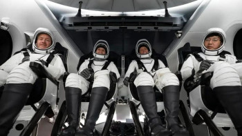 Фотография к новости: Илон Масктың компаниясы ғарышқа ұшуға дайындықты бастады