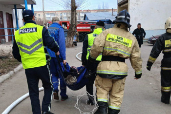 Фотография к новости: Бір адам ес-түссіз күйде: Өрт кезінде 41 адам эвакуацияланды