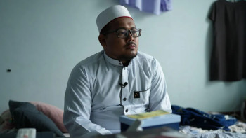 Фотография к новости: Ер адам жер сілкінісінен қаза тапқан 170 туысын жоқтайды