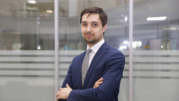 Фотография к новости: "Оңай емес". 1-сыныпқа өтінім қабылдаудың жаңа тәртібі енгізілді