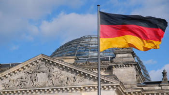 Фотография к новости: Германия Екінші дүниежүзілік соғыстан кейін алғаш рет әскерін шет елге жіберді