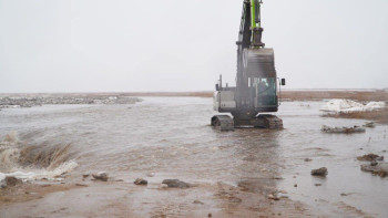 Фотография к новости: Ақмола облысындағы үйлерді су басып жатыр