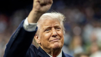 Фотография к новости: "Адал емессің бе, қош бол". Трамп бұл жолы кімді қызметінен босатты