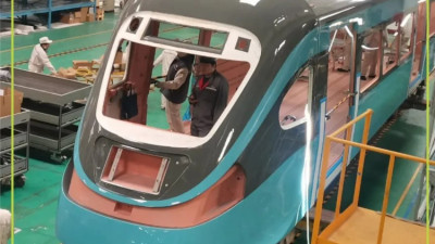 LRT вагондарын құрастыру жұмыстары басталды