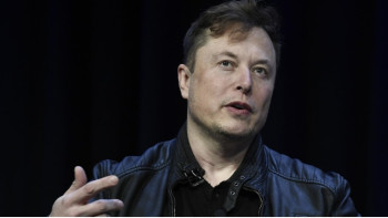 Фотография к новости: “Екіжүзді адамдар”. Илон Маск Украдағы соғыс туралы айтты