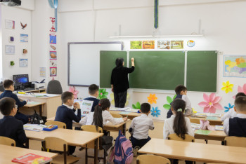 Фотография к новости: Мектептерде жасанды интеллект оқытылады – министрлік түсіндірді