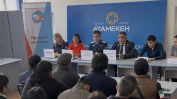 Фотография к новости: "Оңалту жолы": пробацияда жүрген адамдарға жұмыс жәрмеңкесі өткізілді