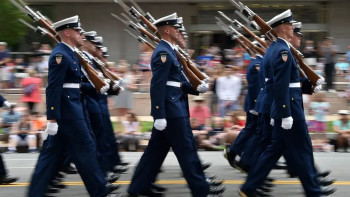 Фотография к новости: Трамп туған күнінде әскери парад өткізуді жоспарлап отыр