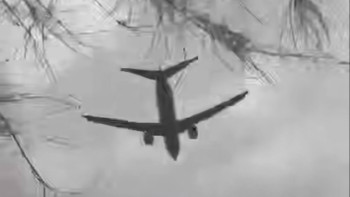 Фотография к новости: Алматыда дауыл кезінде ұшақтың қонған сәтінен видео тарады