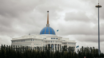 Фотография к новости: Мемлекет басшысы белгілі журналистің жақындарына көңіл айтты