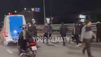 Фотография к новости: Алматыда мопед жүргізушісі екі адамның өмірін қиды