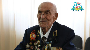 Фотография к новости: Қарағандыда Ұлы Отан соғысы ардагерінің 100 жылдық мерейтойы өтті