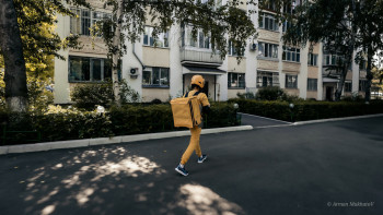 Фотография к новости: Таксистер мен курьерлер де салық төлей ме?